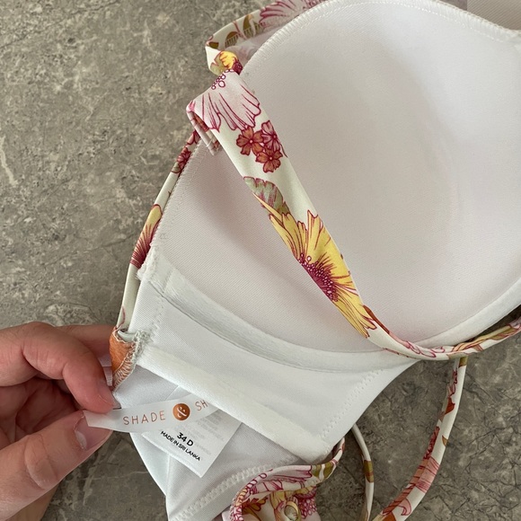 Shade and Shore 34D bikini top - Picture 2 of 2